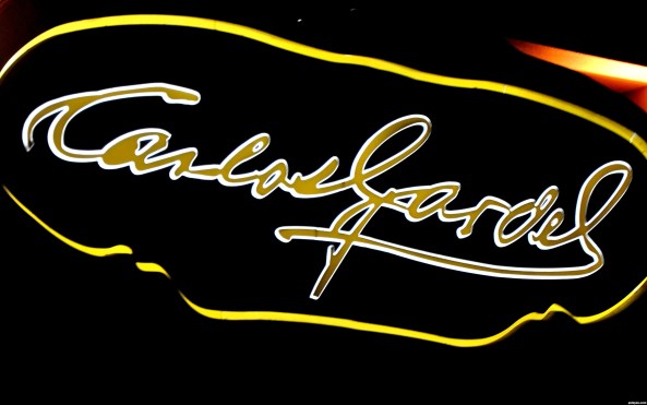 ESQUINA CARLOS GARDEL-buenos-aires