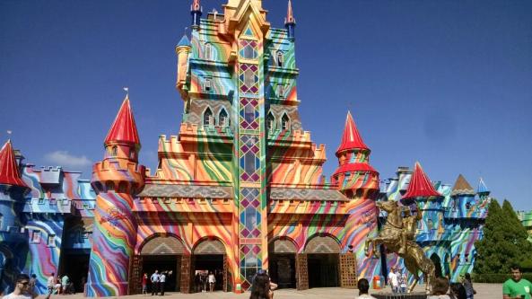 10 - beto-carrero-world