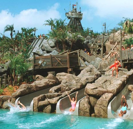 4 - typhoon-lagoon