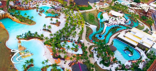 hot-beach-resorts-lazer-3